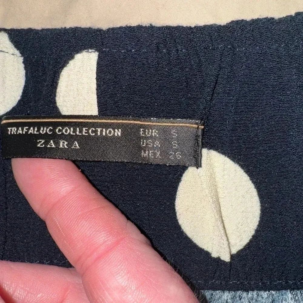 TRAFALUC COLLECTION ZARA SKORT BLUE POLKA DOT SIZE SMALL​